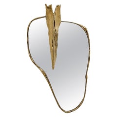 Folia Wall Mirror: Polished Brass Elegance - Reflect and Illuminate Your Space