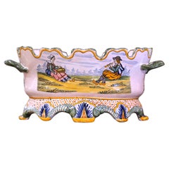 Giardiniera francese del XIX secolo in maiolica dipinta a mano firmata Henriot Quimper