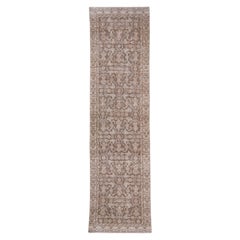 Türkischer Anatolischer Vintage-Läufer im Anatolischen Stil 2'8" x 9'11" #7015
