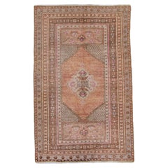 Türkischer Anatolischer Vintage-Teppich 3'4" x 5'5" #16814