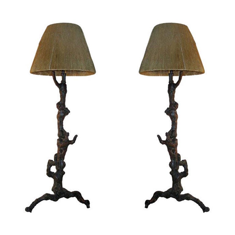 Paire de rares lampadaires artisanaux français de style mi-siècle moderne, Jean Charles Moreux en vente