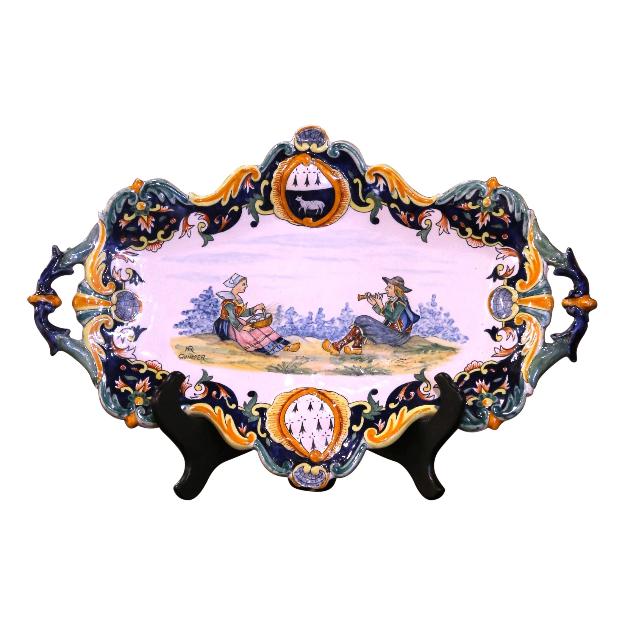 Plato de pared de loza pintada francesa de principios del siglo XX Firmado Henriot Quimper