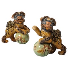 Pareja de leones Foo Dog de la dinastía Qing, China circa 1950