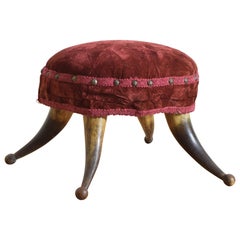 Tabouret italien en corne et tapissé, dernier quart du 19e siècle