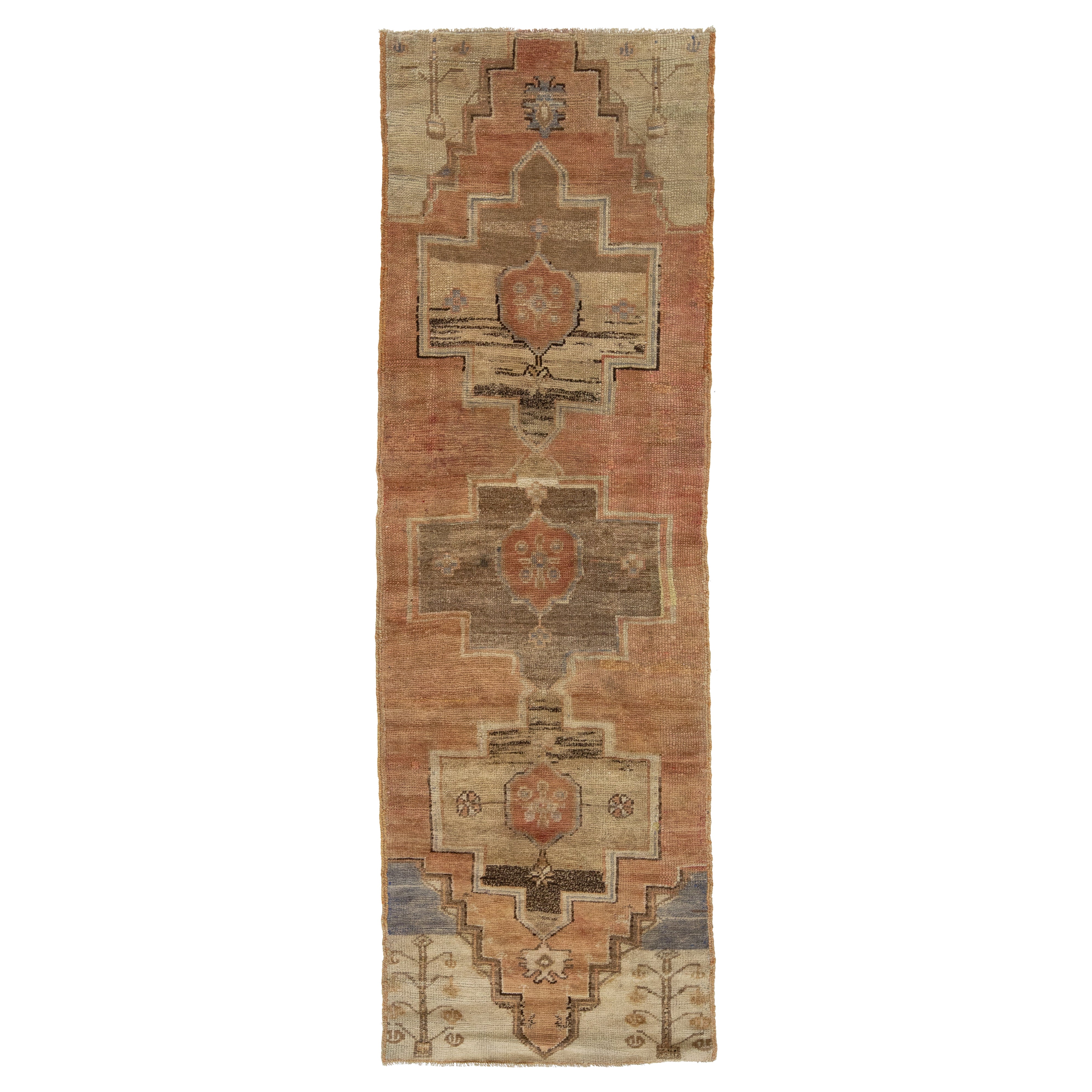 Tapis de couloir géométrique vintage turc d'Anatolie en laine de couleur brun clair