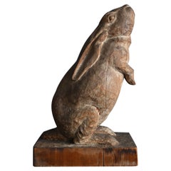 Alte japanische Holzkaninchenfigur/20. Jahrhundert/geschnitztes Tier