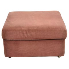 Otomana Tapizada Vintage Thayer Coggin Modern Color Malva con Ruedas