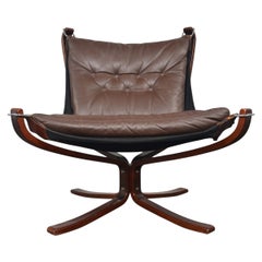 Sillón Falcon Lowback de piel marrón