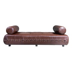 Brown leather daybed, Italian manufacture, 1960s