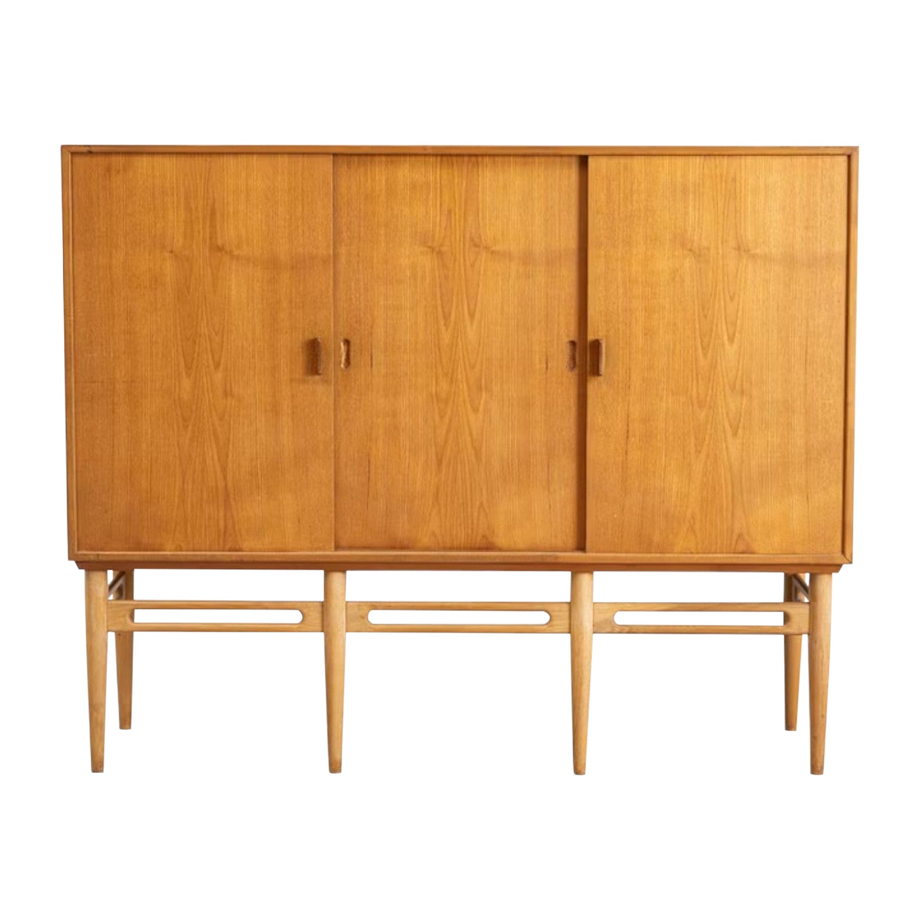 Illum Wikkelsø High Sideboard in Teak + Oak
