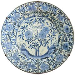 Large Japanese Arita Blue and White Charger, Late 17th Century