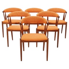 Ensemble de six chaises de salle à manger Johannes Andersen modèle Ba113 en teck