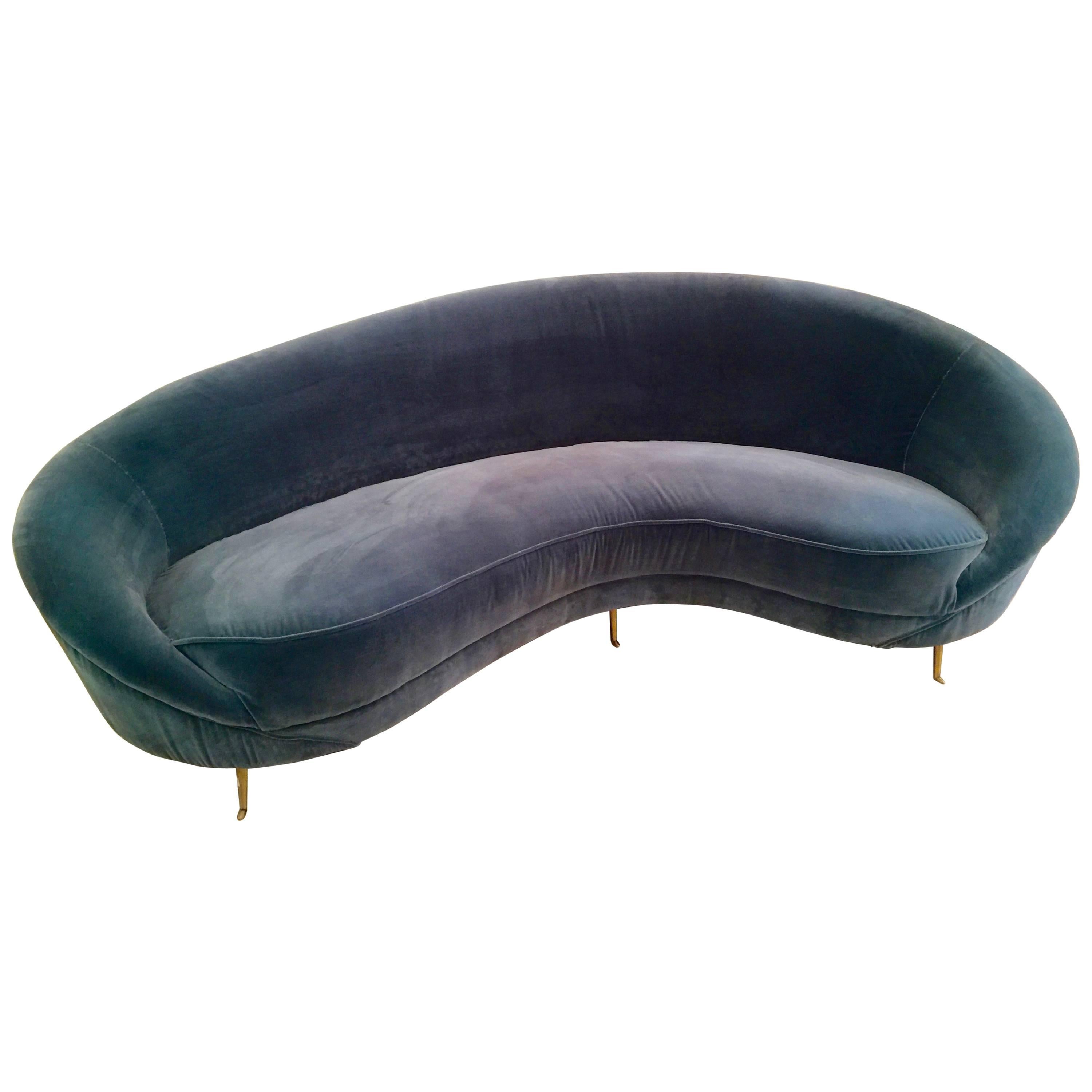 Italian Style Curved Sofa in Blue Velvet For Sale