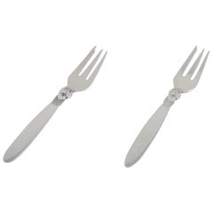 Cactus Georg Jensen. Dos tenedores para tartas de plata de ley. Con el sello 1933-1944