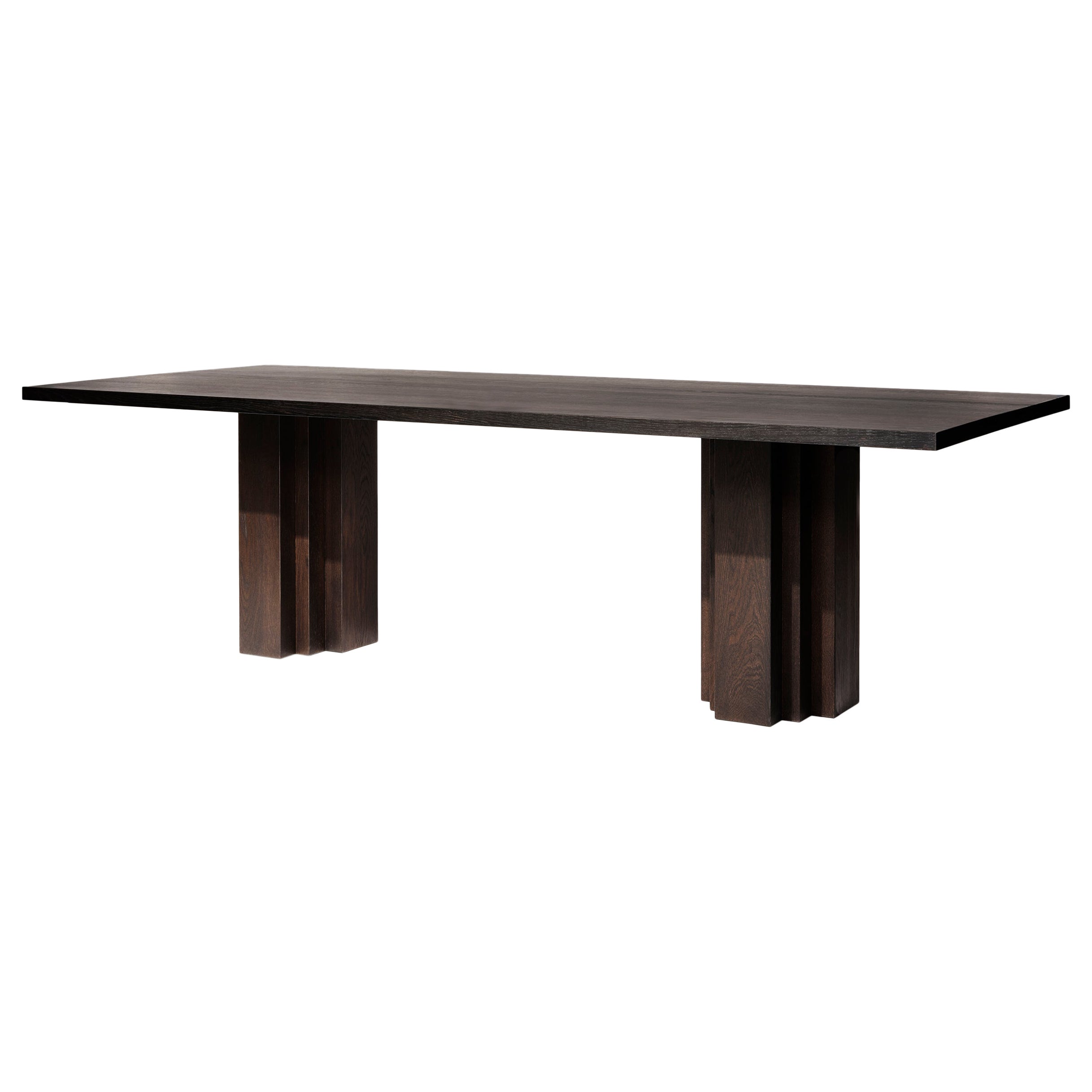 Grande table monumentale en Oak Brown foncé - Brut by Mokko en vente