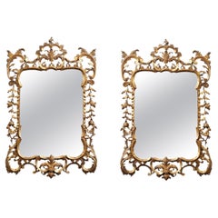 Paire de miroirs anglais de style Chippendale en bois doré, début du 20e siècle