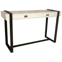 Console ancienne en faux crocodile et macassar blanc de Jonathan Charles