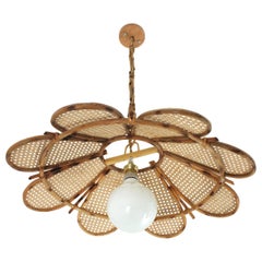 Ciondolo grande a forma di fiore in rattan spagnolo per appendere la luce / lanterna