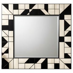 Cubo : Espejo de Pared Blanco y Negro Inspirado en el Cubismo, Hecho a Mano por Artesanos