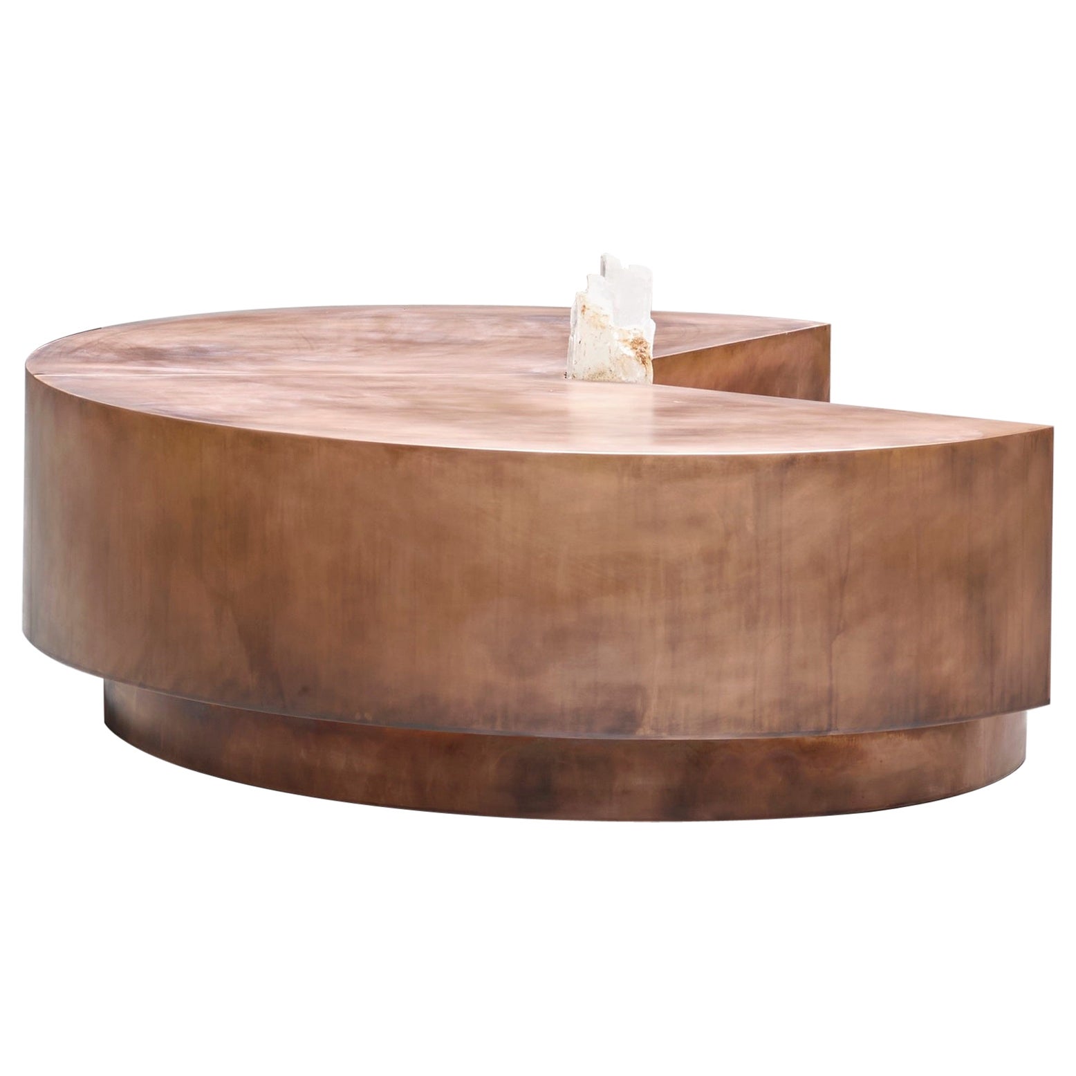 Split Circle Bronze Einzigartiger Couchtisch, Rough Crystal Stone von Pierre De Valck