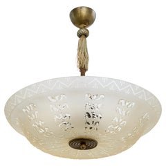 Schwedische Designerin, Pendelleuchte, Messing, Glas, Kordel, Schweden, 1930er Jahre