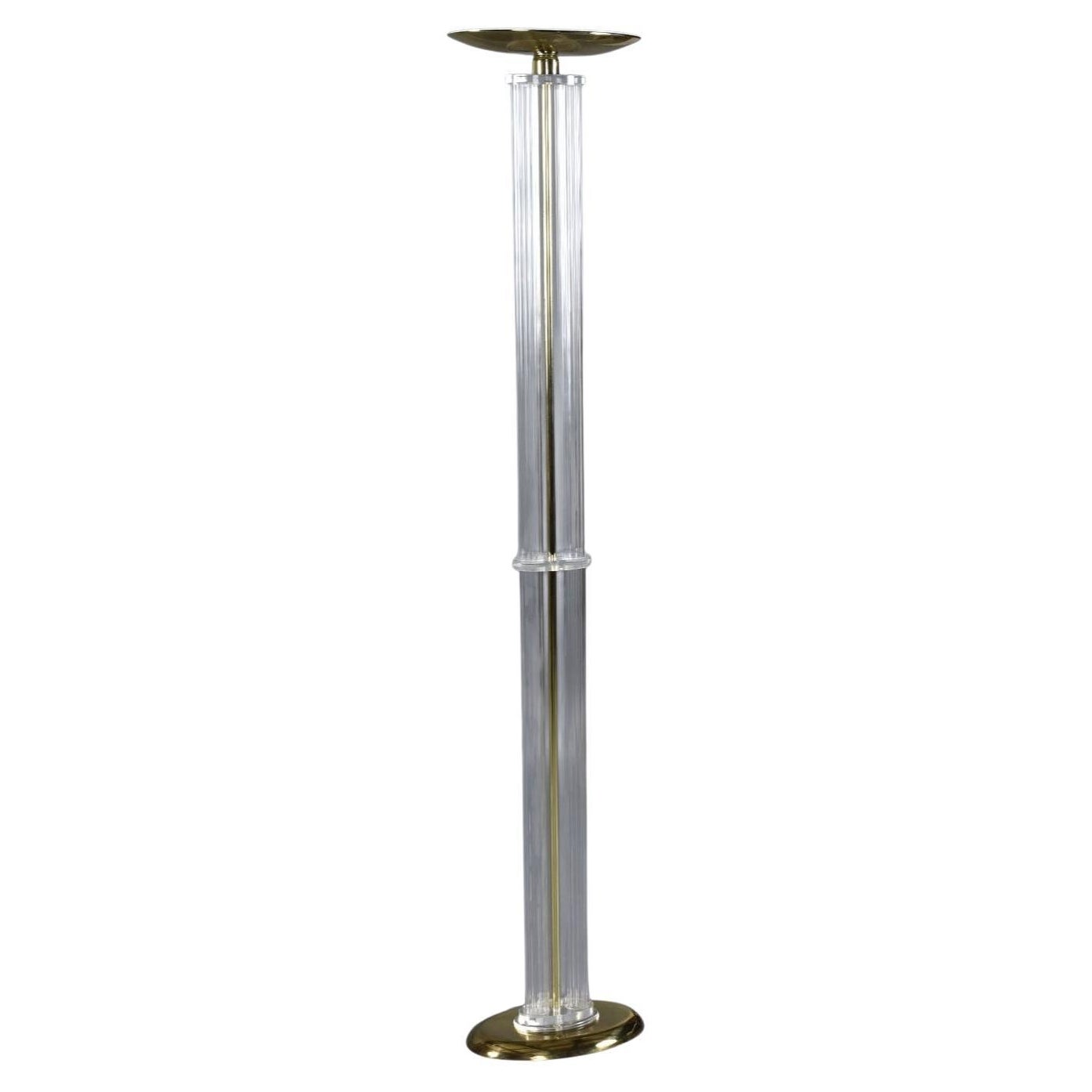 Postmoderne Fackel-Stehlampe aus klarem Acryl, Lucite und Goldmessing, 1970er Jahre