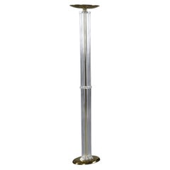 Postmoderne Fackel-Stehlampe aus klarem Acryl, Lucite und Goldmessing, 1970er Jahre