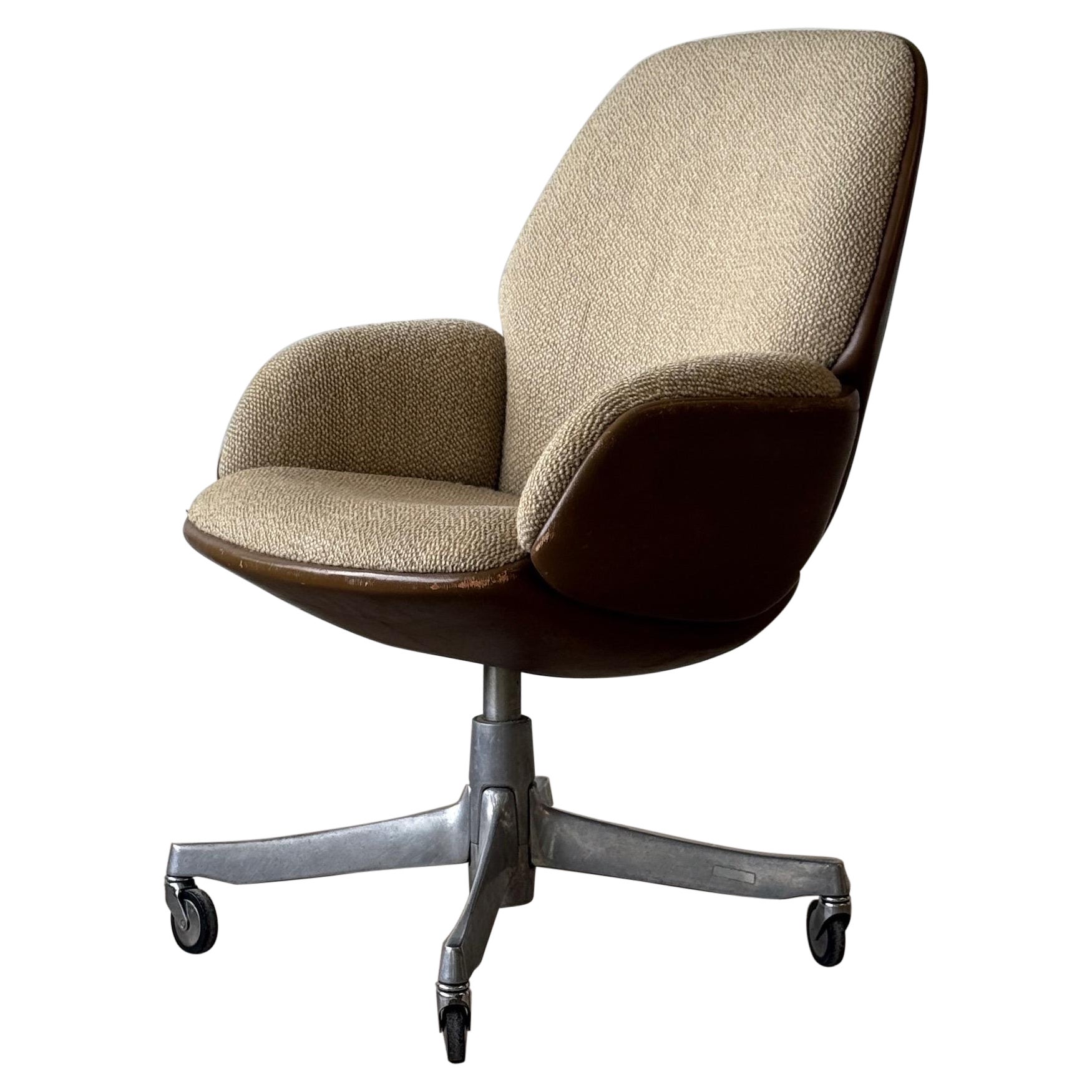 Silla Platner de piel de Warren Platner para Steelcase