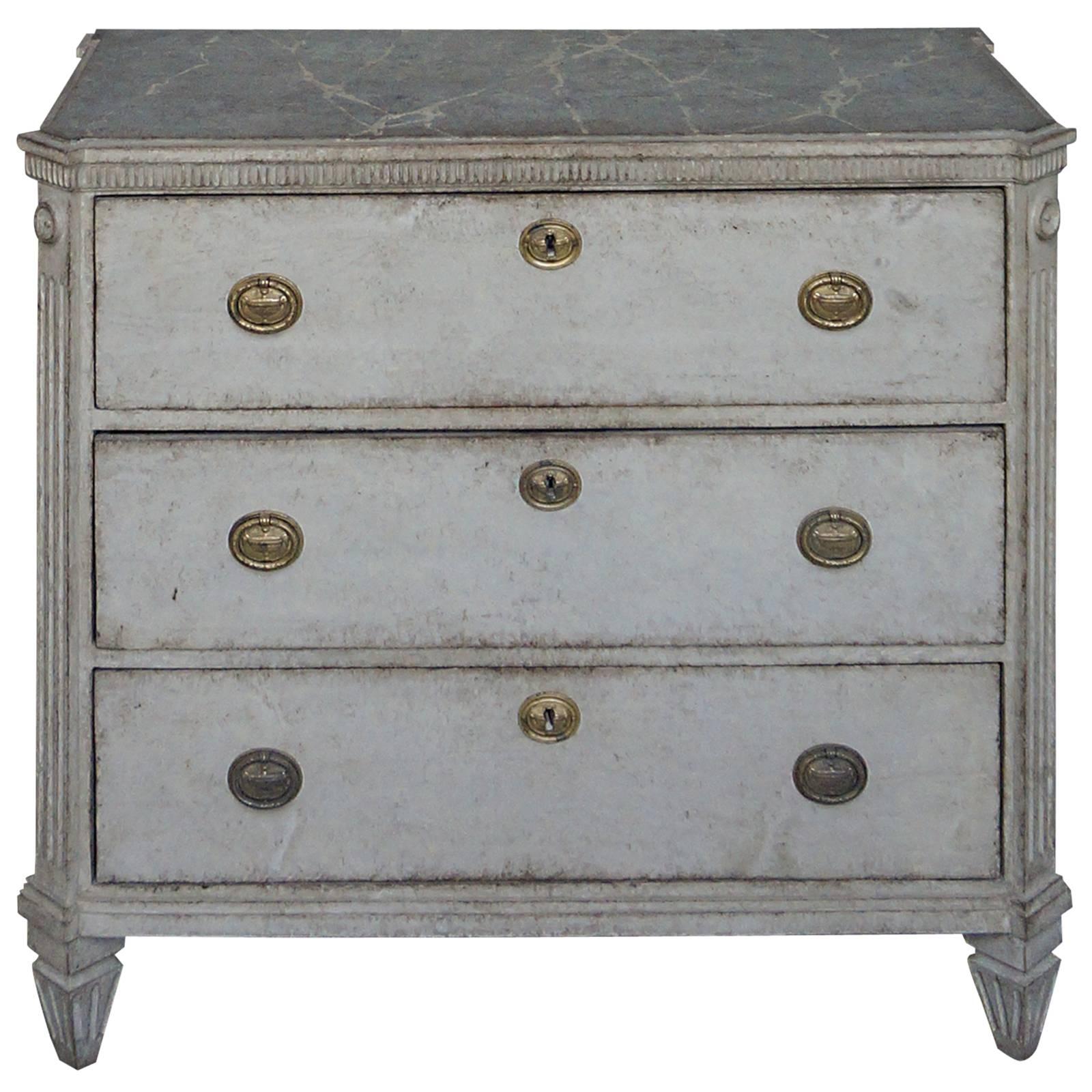 Swedish Neoclassical Chest of Drawers For Sale