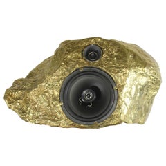 Pierre chantante sculturelle en bronze MDL. C. Intervenant