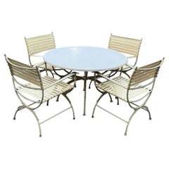 Conjunto de Patio Clásico - Mesa 42" y 4 Sillas