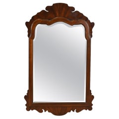 Miroir mural Chippendale en acajou sculpté Drexel Heritage