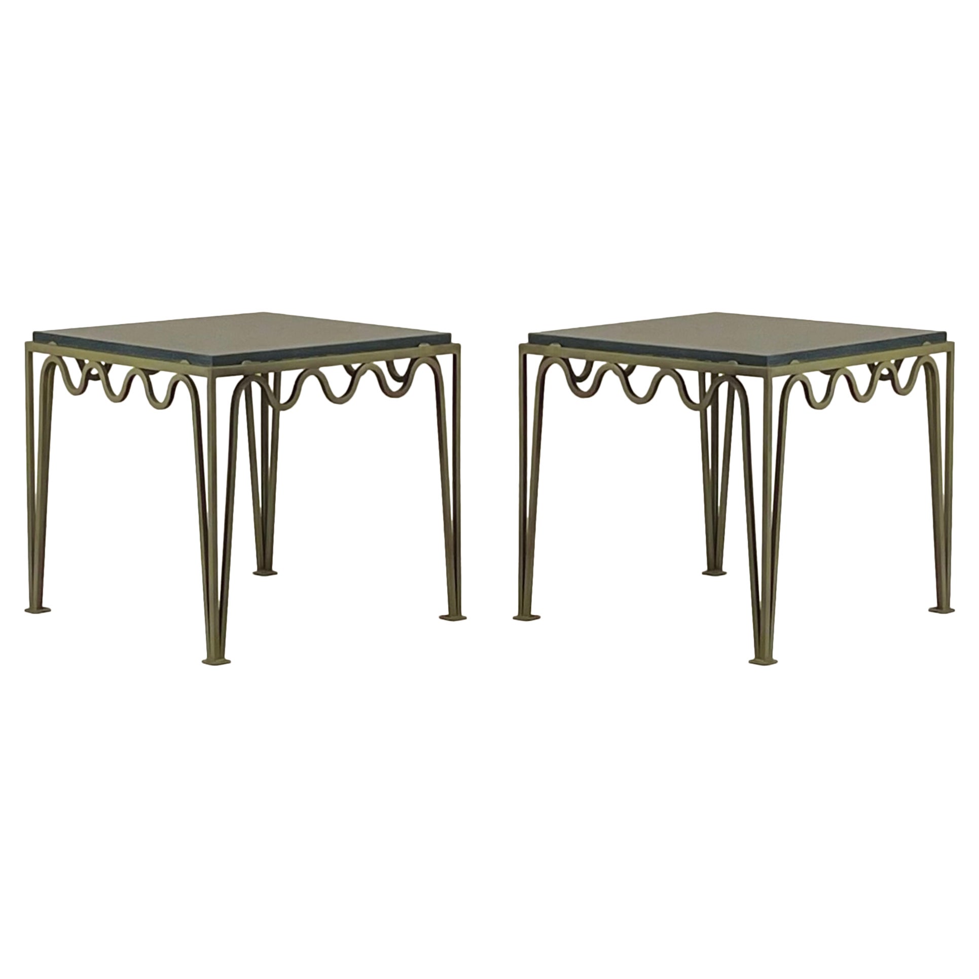 Paire de tables d'appoint 'Méandre' en vert-de-gris et pierre calcaire noire par Design Frères en vente