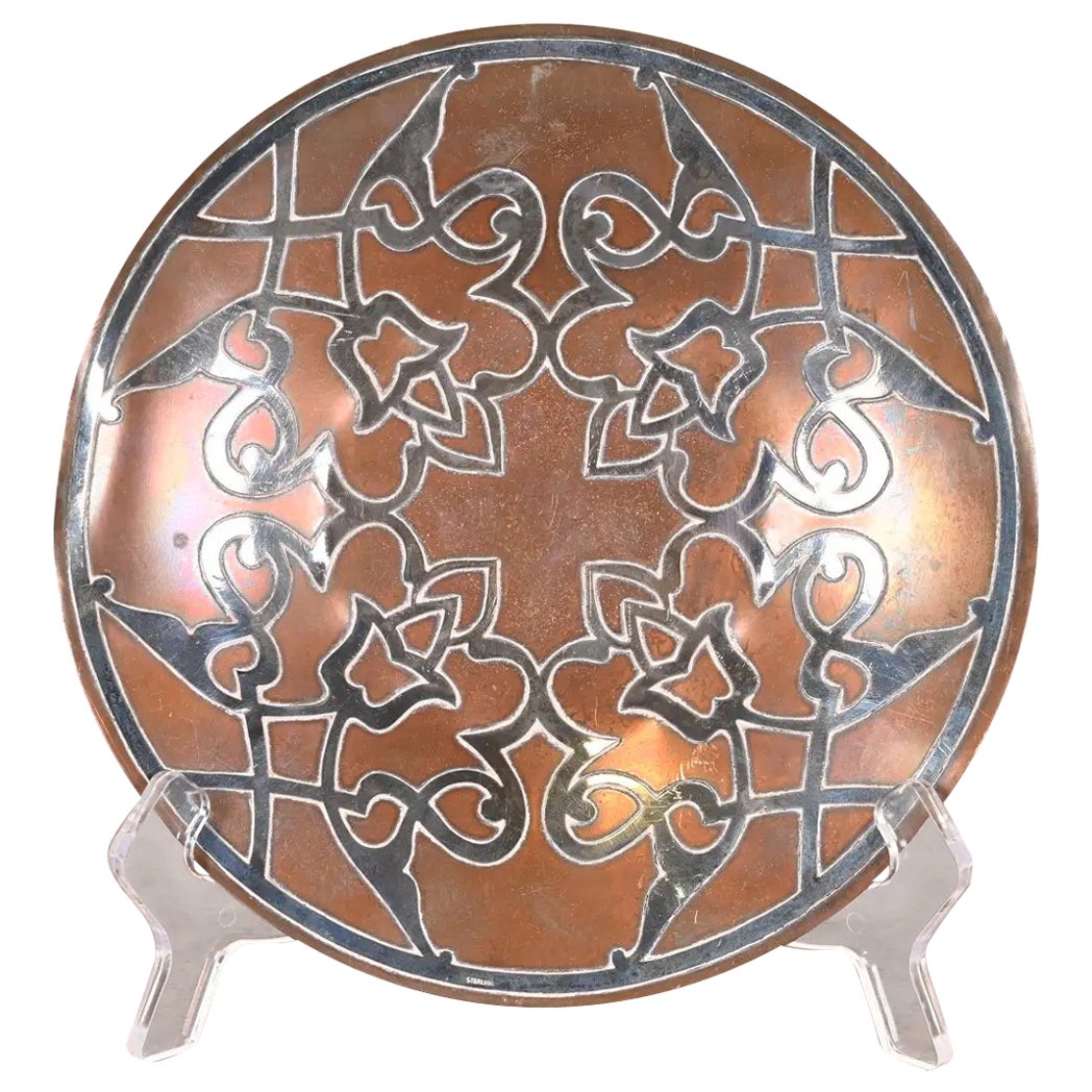 Heintz Arts & Crafts Plata de ley sobre placa de bronce