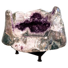 Thronsessel mit Amethyst-Geode auf einem nach Maß gefertigten drehbaren Sockel 1500 lb.