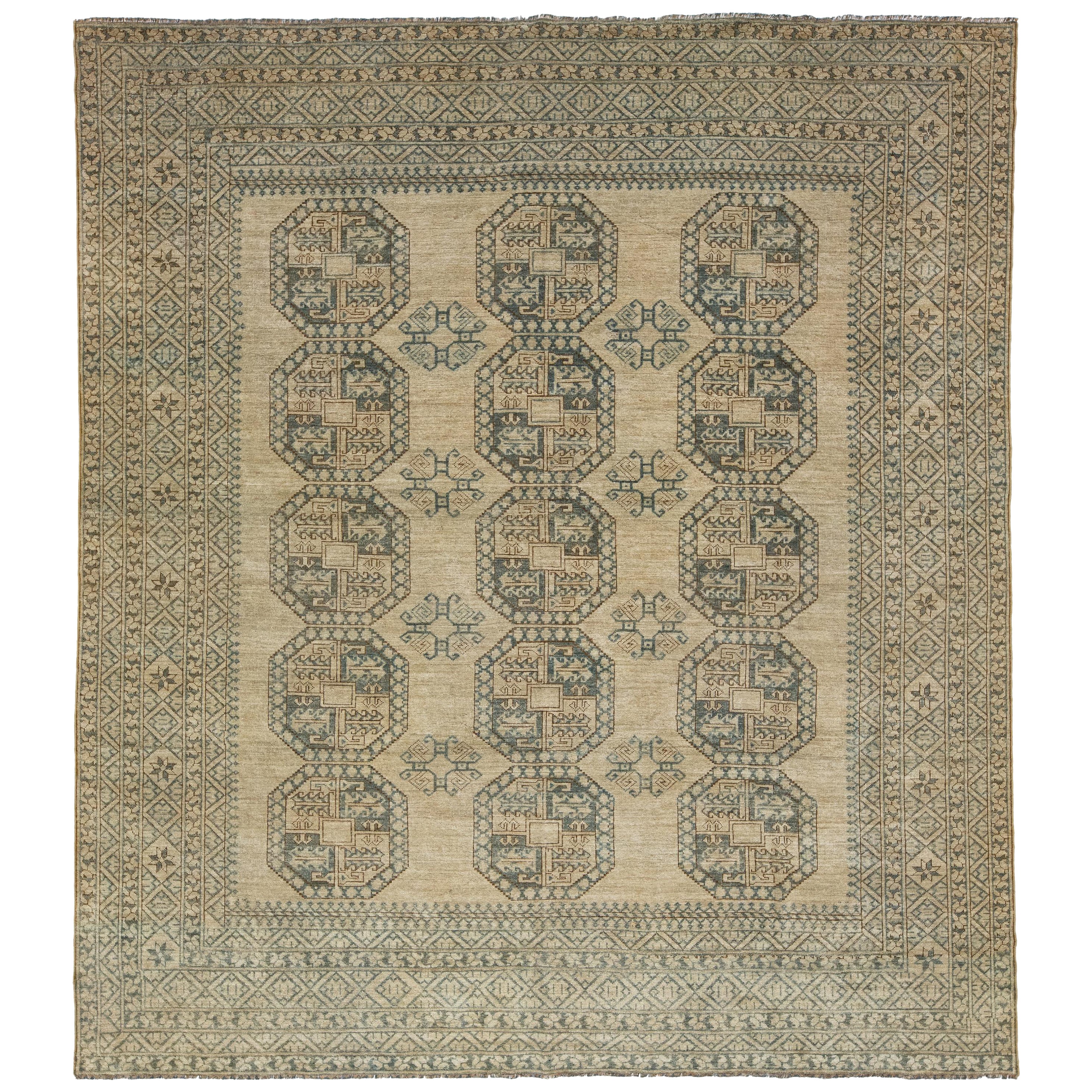 9 x 10 Beige Antique Tapis en laine turkmène fait à la main avec motif géométrique