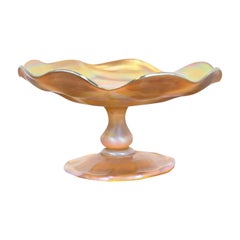 Plat à compote ou Tazza en verre d'art irisé Favrile de Louis Comfort Tiffany