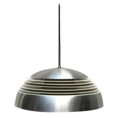 Lampe suspendue allemande de l'ère spatiale du milieu du siècle dernier en aluminium et verre de Doria, années 1960