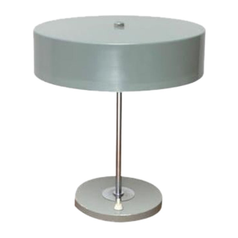 Mid-Century Hungarian CCCP Minimalist Model RV-41 Table Lamp, 1960s For Sale