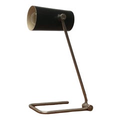 Lampe de table minimaliste allemande du milieu du siècle dernier de Hala