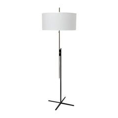 Lampadaire minimaliste allemand du milieu du siècle dernier de Kaiser Idell / Leuchten, années 1960