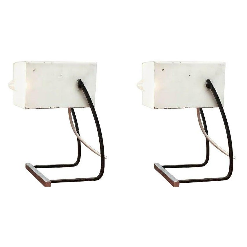 Satz von 2 minimalistischen Mid-Century-Tischlampen, 1960er Jahre