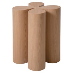 Trevo + Mesa auxiliar de roble americano