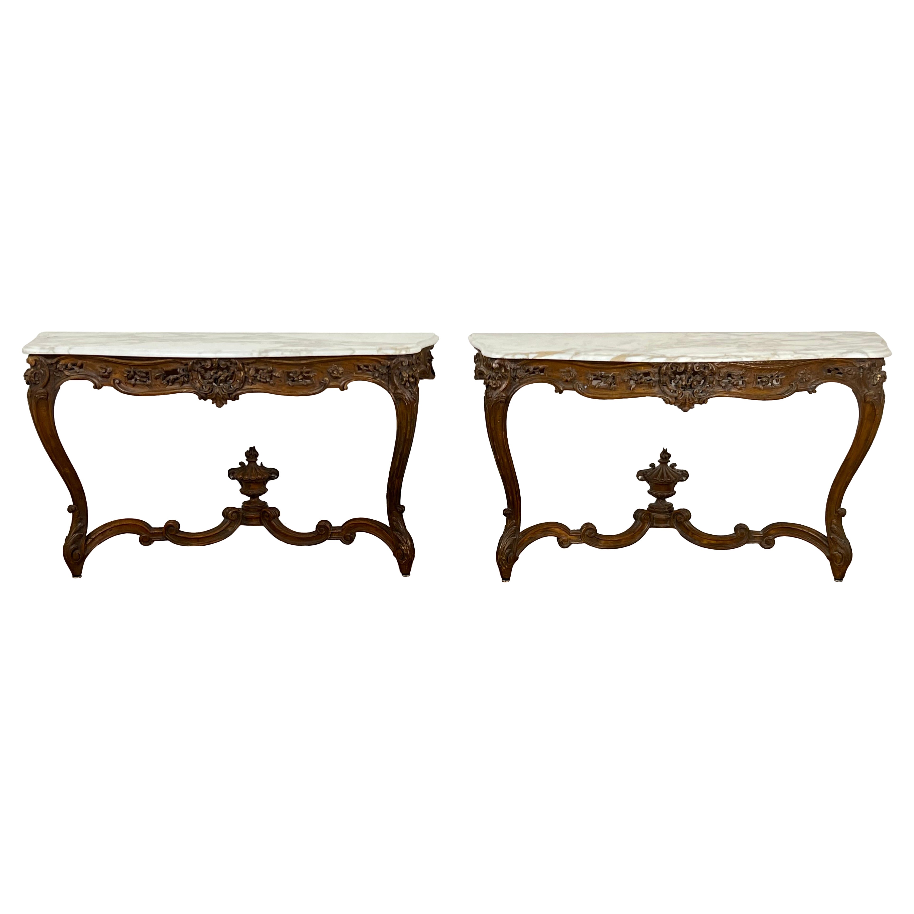 Antica coppia di tavoli da console Luigi XV Rococò Portor de Pyrénées c.C. Fine del 18° secolo. in vendita