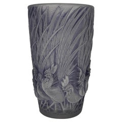A R.Lalique Art Déco Coqs and Plumes Glass Vase