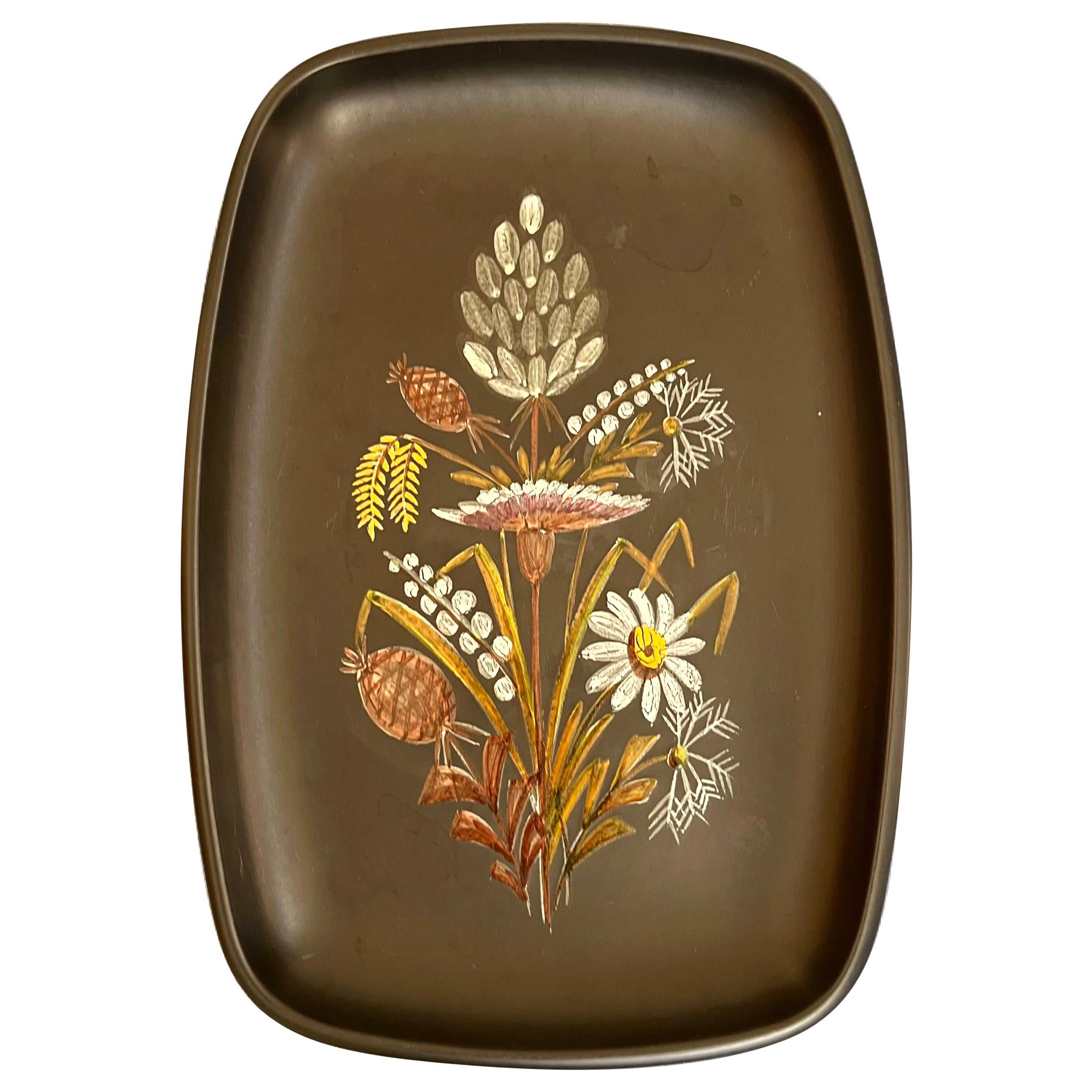 Piatto danese Ravnild di metà secolo in ceramica con decorazioni floreali, anni '60