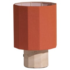 Lampada da tavolo in travertino bianco Roma II Dodecagon di NASSI