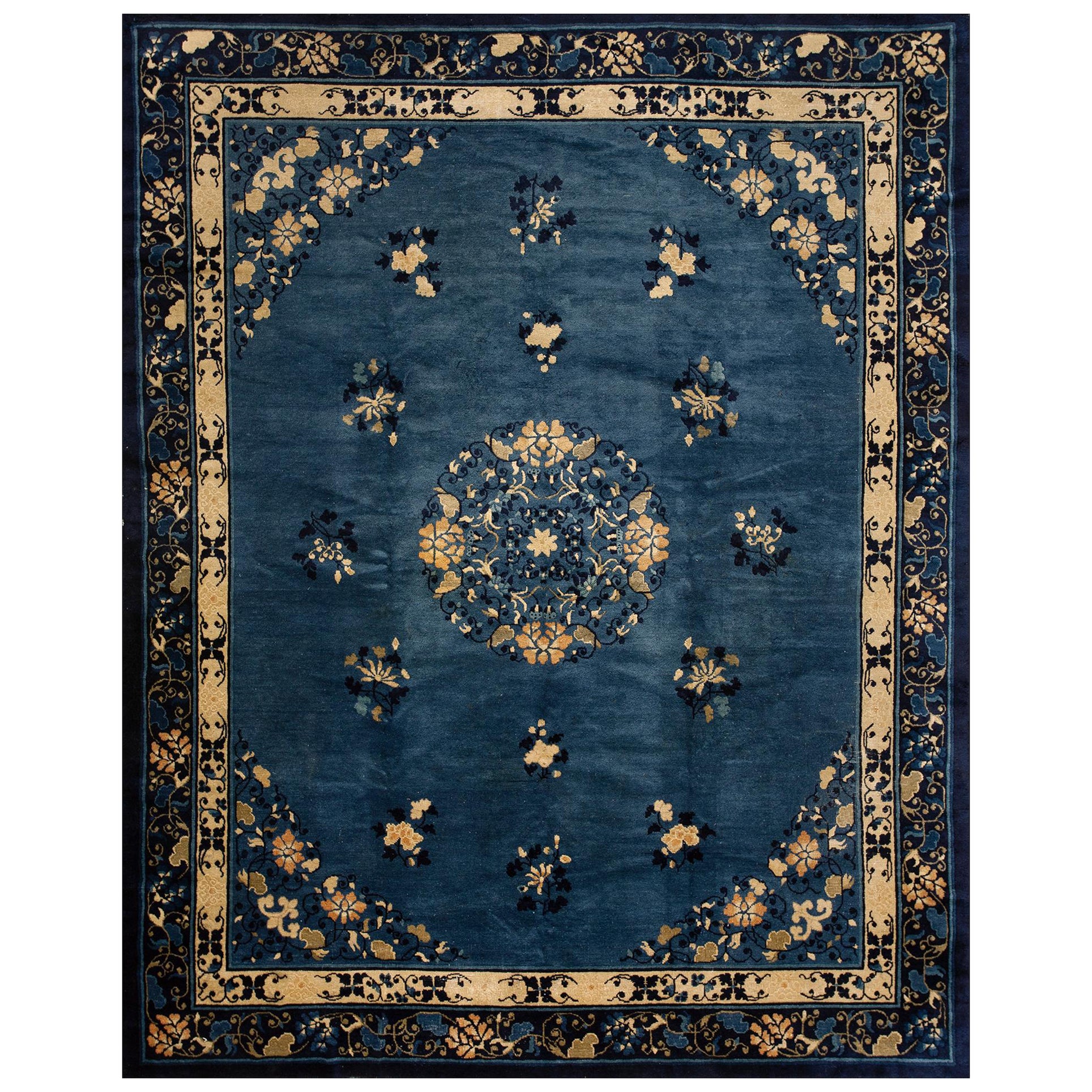 Tapis pékinois ancien de 7' 9" x 9' 9"