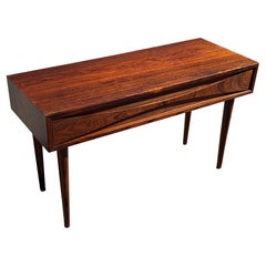 Commode danoise du milieu du siècle dernier par Arne Vodder pour NC Mobler, Danemark, années 1960.