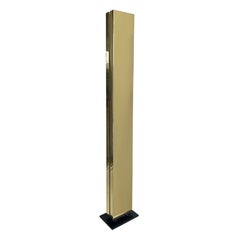 Lámpara de pie Kovacs Modernista Casella Monolith Torchiere de latón, años 80
